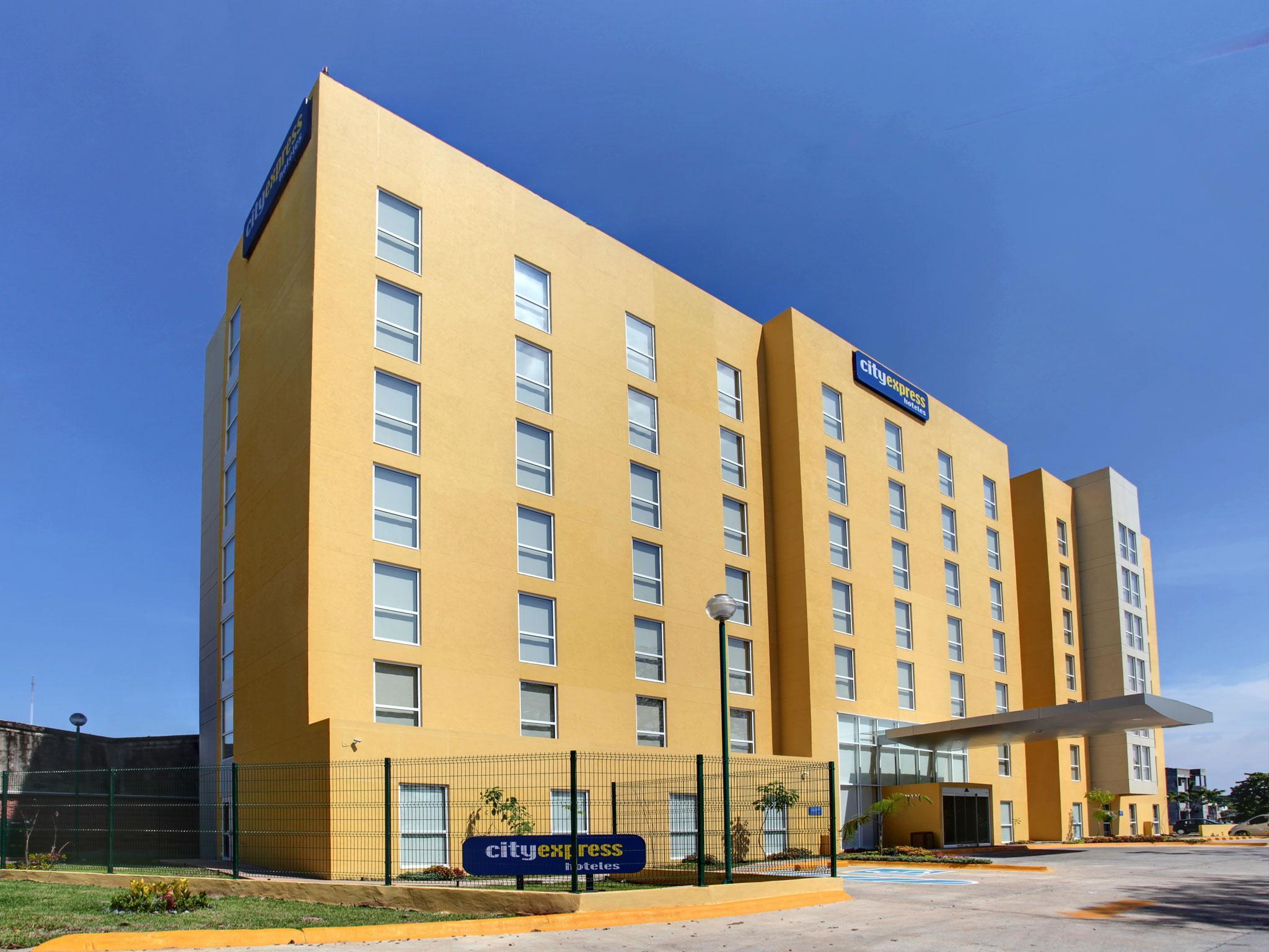 Hotel Express Junior By Marriott Villahermosa
