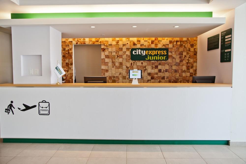 Hotel Express Junior By Marriott Villahermosa